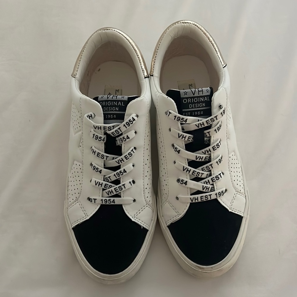 Vintage Havana sneakers